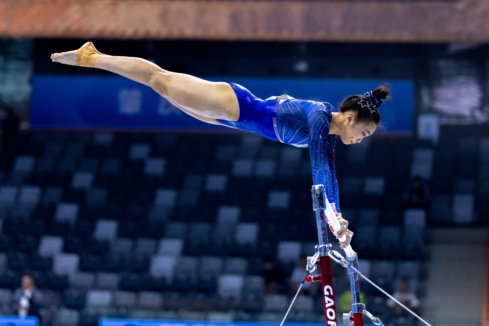 短道速滑世锦赛：中国队上冰训练 生日歌送上祝福